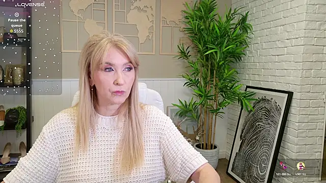 Snapshot of LadyLeea chatting on 20, 5, 2026 LadyLeea online show from 20, 5, 2026