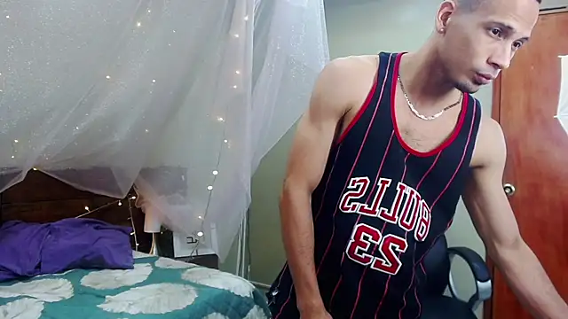 Snapshot of SonicJ25 chatting on 22, 1, 2025 SonicJ25 online show from 22, 1, 2025