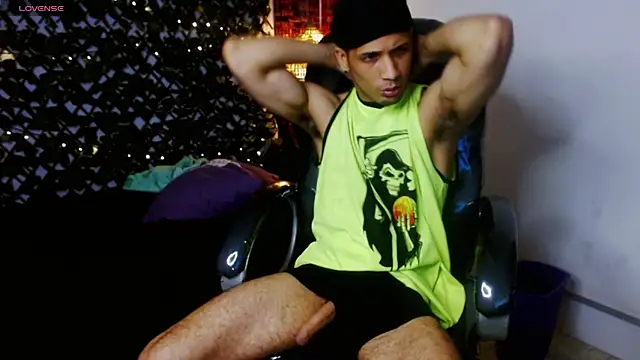 Snapshot of SonicJ25 chatting on 15, 2, 2025 SonicJ25 online show from 15, 2, 2025