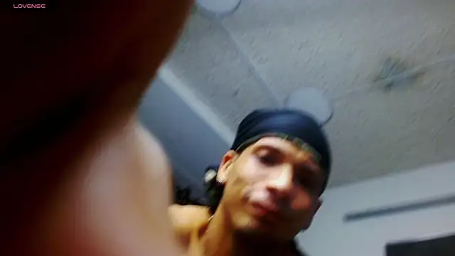 Snapshot of SonicJ25 chatting on 16, 2, 2025 SonicJ25 online show from 16, 2, 2025