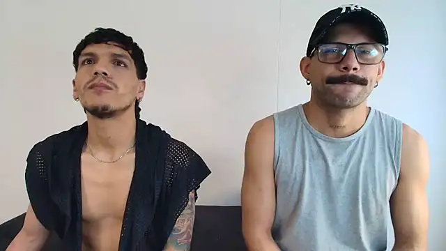 Snapshot of Benjamin_show chatting on 1, 3, 2026 Benjamin show online show from 1, 3, 2026