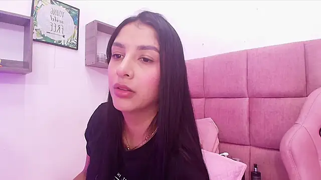 Snapshot of samantha_sw chatting on 10, 1, 2025 samantha sw online show from 10, 1, 2025