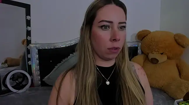 JanneKim online show from 12, 3, 2025