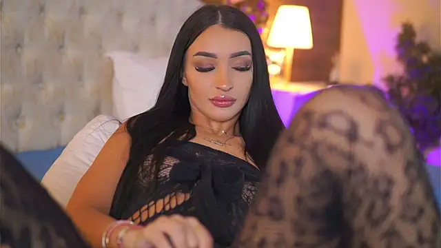 DeniseDevilles online show from 4, 3, 2025