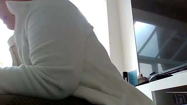 Krystal Tx online show from 20, 6, 2026
