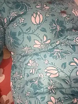 Snapshot of EeshaBhabi chatting on 27, 11, 2025 EeshaBhabi online show from 27, 11, 2025