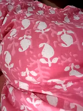 Snapshot of EeshaBhabi chatting on 1, 12, 2025 EeshaBhabi online show from 1, 12, 2025