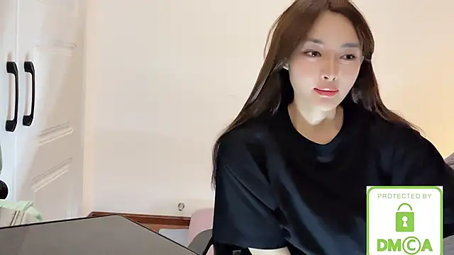 SarahYang online show from 15, 5, 2026
