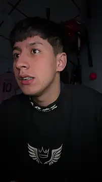 Stiven 017 online show from 3, 2, 2026