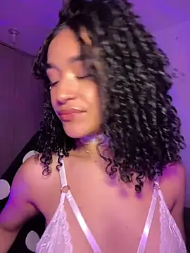 Crystal Dluna online show from 19, 9, 2025