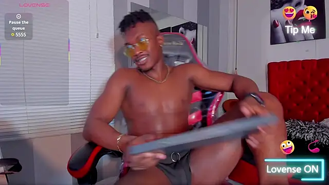 Snapshot of KENDER21_ chatting on 6, 3, 2025 KENDER21 online show from 6, 3, 2025