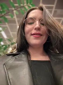 meow girl online show from 24, 1, 2025