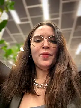 meow girl online show from 8, 11, 2025