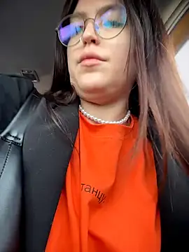 Snapshot of meow_girl chatting on 9, 5, 2026 meow girl online show from 9, 5, 2026