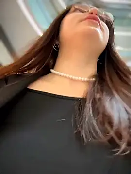 Snapshot of meow_girl chatting on 12, 5, 2026 meow girl online show from 12, 5, 2026