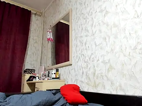 Snapshot of ElektraShine29 chatting on 10, 9, 2025 ElektraShine29 online show from 10, 9, 2025