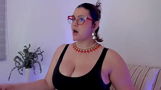 Snapshot of Candelariia_ chatting on 22, 3, 2025 Candelariia  online show from 22, 3, 2025