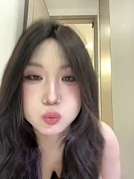 xyebobs online show from 18, 4, 2026