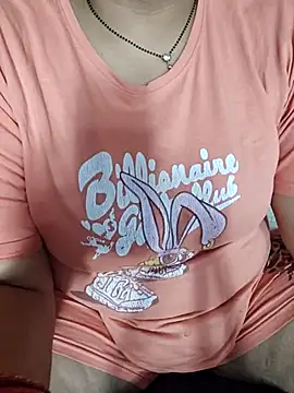 milf-kaira online show from 19, 3, 2025