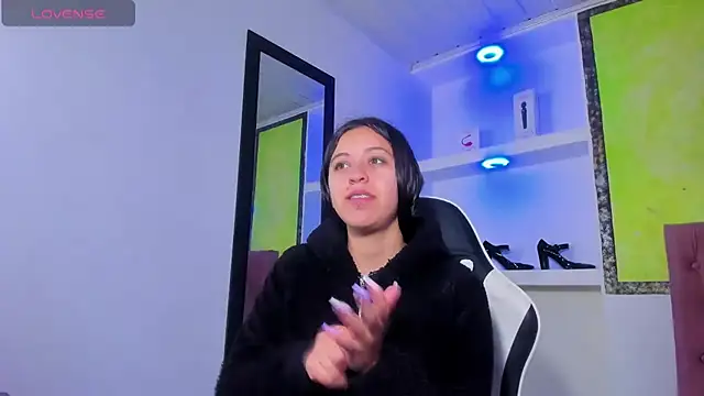 zoe connor19 online show from 8, 11, 2025