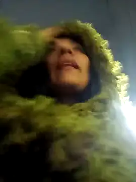 Snapshot of chloewildd_ chatting on 8, 2, 2026 chloewildd online show from 8, 2, 2026