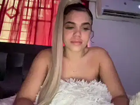 Snapshot of brithneysquirt chatting on 17, 2, 2025 brithneysquirt online show from 17, 2, 2025