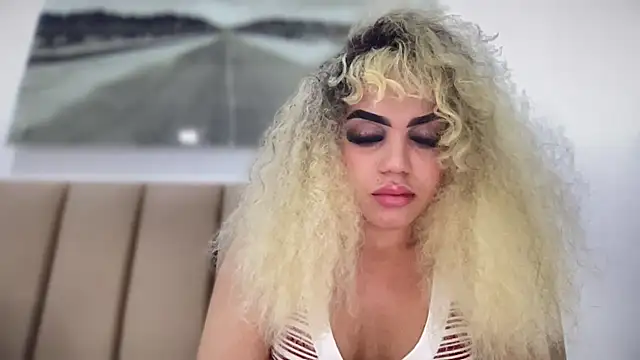 Snapshot of brithneysquirt chatting on 21, 10, 2025 brithneysquirt online show from 21, 10, 2025