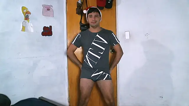 Snapshot of beautiful_james chatting on 6, 12, 2024 beautiful james online show from 6, 12, 2024