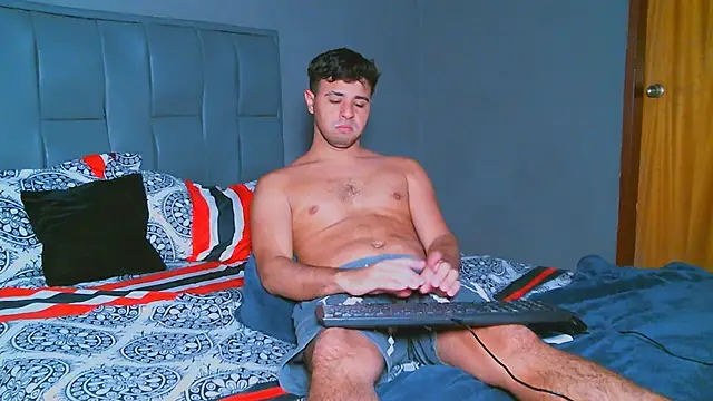 Snapshot of beautiful_james chatting on 4, 2, 2025 beautiful james online show from 4, 2, 2025