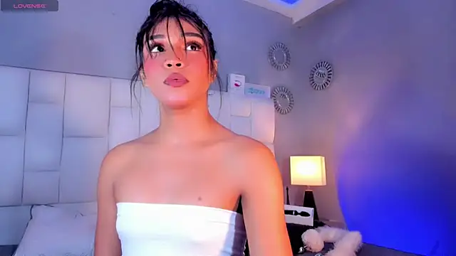 Snapshot of ValentinaMarinn chatting on 30, 12, 2024 ValentinaMarinn online show from 30, 12, 2024