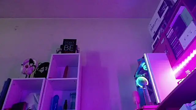 DirtyDi97 online show from 5, 3, 2026