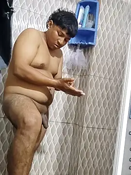 Tu papi 69  online show from 27, 11, 2025