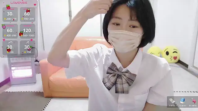 Snapshot of minamina1221 chatting on 22, 11, 2025 minamina1221 online show from 22, 11, 2025