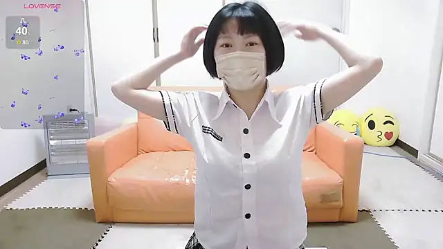Snapshot of minamina1221 chatting on 29, 5, 2026 minamina1221 online show from 29, 5, 2026
