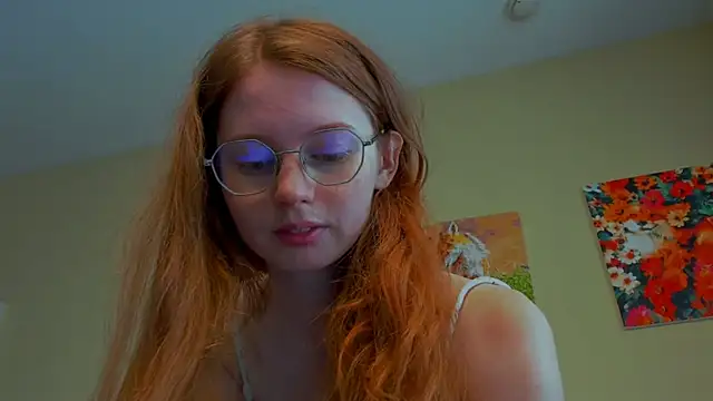 Snapshot of Fire_Luna chatting on 3, 7, 2026 Fire Luna online show from 3, 7, 2026