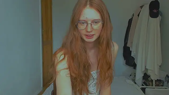 Snapshot of Fire_Luna chatting on 28, 7, 2026 Fire Luna online show from 28, 7, 2026