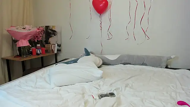 Shadow Dance online show from 15, 2, 2025