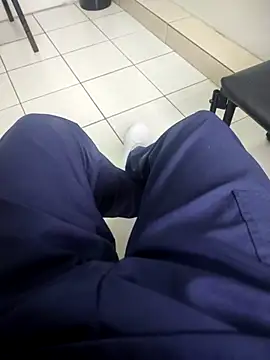 gatmoreno1 online show from 31, 10, 2025