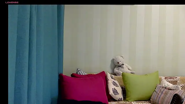 LilyXSky online show from 28, 11, 2025