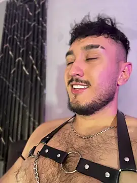 Zionmattis online show from 8, 4, 2026