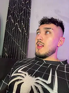 Zionmattis online show from 12, 4, 2026