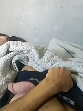 Juliano69xv online show from 5, 3, 2025