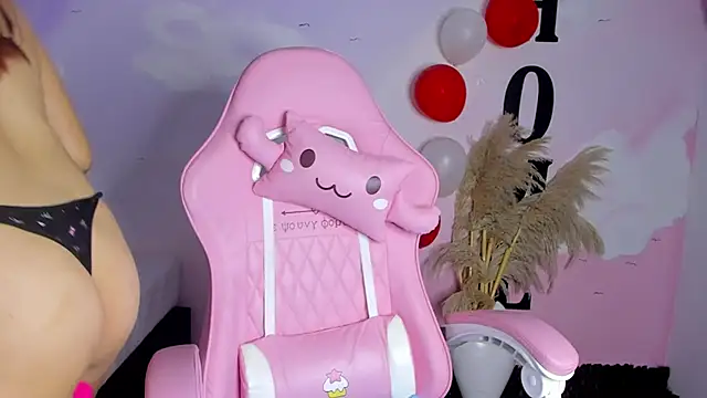 carolayrosse online show from 19, 2, 2025