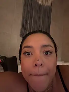 kenndall 21 online show from 4, 2, 2025