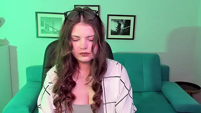 AdeliaKiss online show from 21, 1, 2025