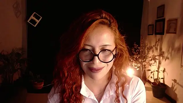 Snapshot of sahra_taylor_ chatting on 13, 2, 2025 sahra taylor online show from 13, 2, 2025