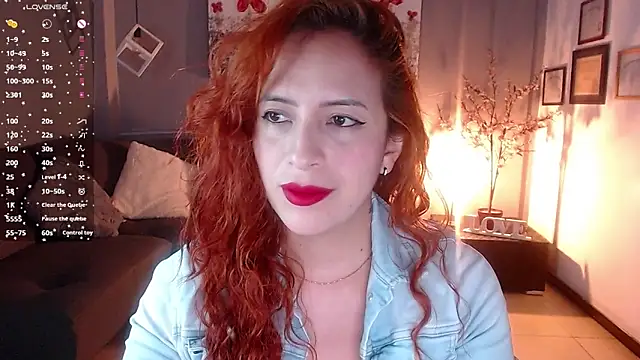 Snapshot of sahra_taylor_ chatting on 12, 3, 2025 sahra taylor online show from 12, 3, 2025