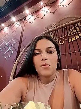 Snapshot of girl_milk1 chatting on 11, 11, 2025 girl milk1 online show from 11, 11, 2025