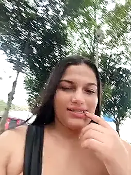 Snapshot of girl_milk1 chatting on 23, 11, 2025 girl milk1 online show from 23, 11, 2025