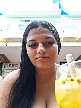 Snapshot of girl_milk1 chatting on 25, 6, 2026 girl milk1 online show from 25, 6, 2026